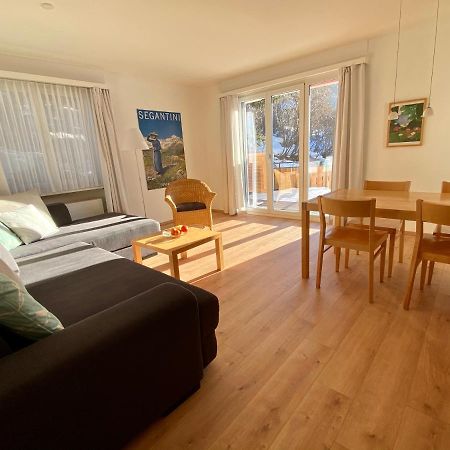 Casa Zundregn - Ein Bijou Mit Privater Terrasse Und E-Mobility Lägenhet Savognin Exteriör bild